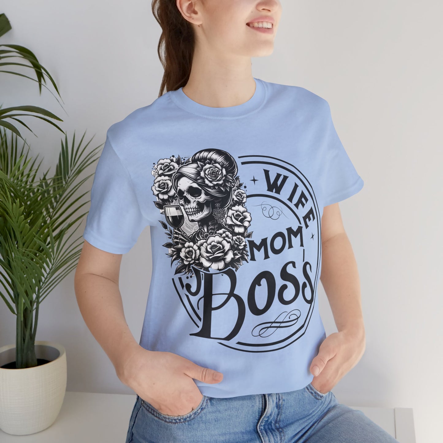 Wife Boss Mom T-Shirt, Mom, Funny, Mama T-Shirt